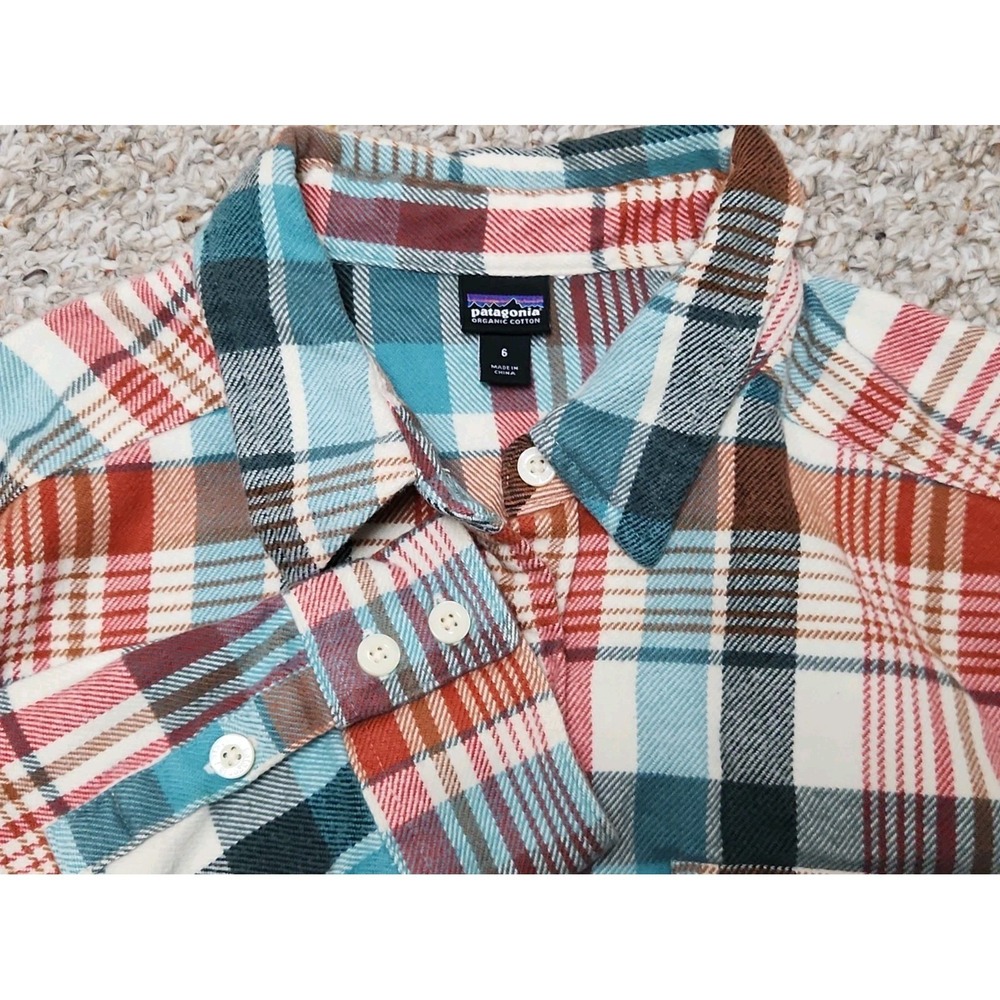 Patagonia Fjord Long Sleeve Flannel Shirt Women 6 Plaid Teal Rust Organic Cotton